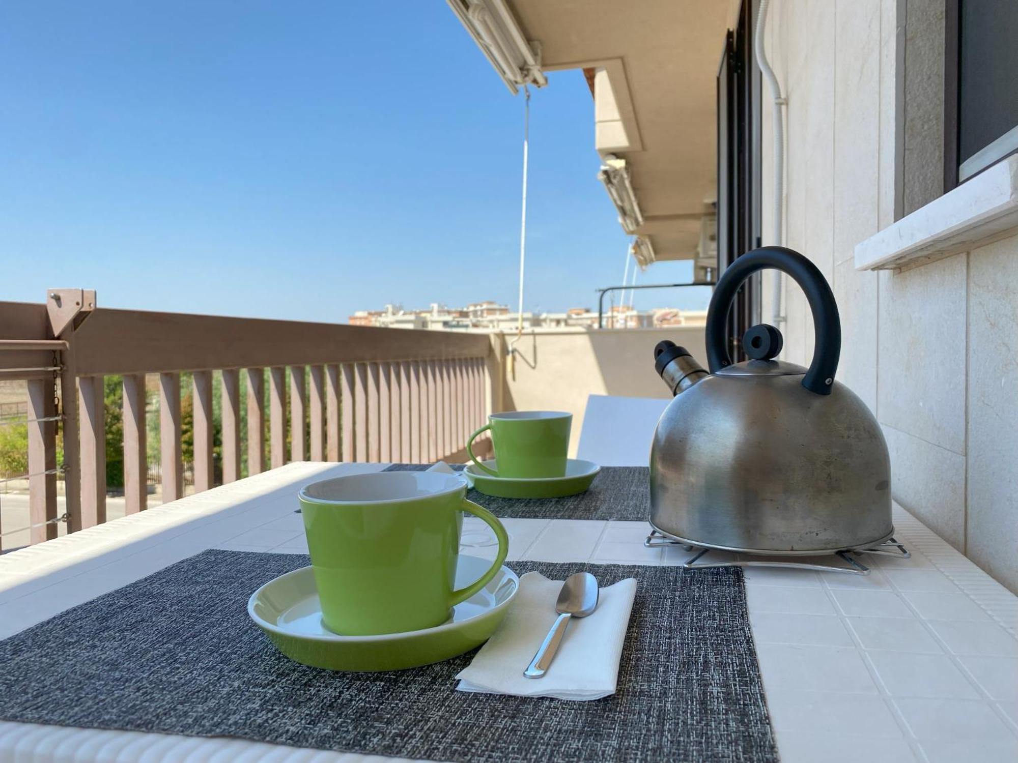F&G 71100 - - Colazione Inclusa - Box Auto Privato Su Richiesta Foggia Exterior photo